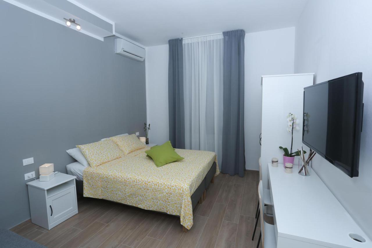 Residenza Leone Bed & Breakfast ฟลอเรนซ์ ภายนอก รูปภาพ